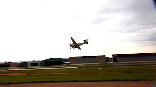 Pego De Surpresa Por Windshear Na Final (Tesoura De Vento )No Pouso King Air C90GTI Avião Na Mão
