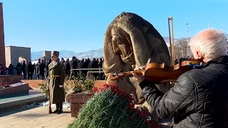 88 ի երկրաշարժի հիշատակին In memory of victims of the 1988 earthquake