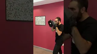 Profesyonel kickbox Perviz ABDULLAYEV