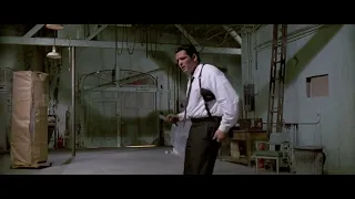 reservoir dogs - mr blonde dancing to stuck in the middle with you