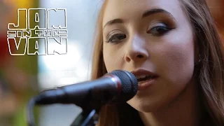 KALIE SHORR - "Nothin' New" (Live at JITV HQ in Los Angeles, CA 2017) #JAMINTHEVAN