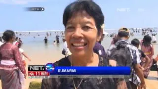 NET24 - Ribuan warga berebut sesajen Melasti di Bali