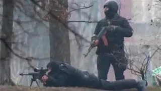 Ukraine Protest Footage: Protesters Targeted by Snipers in Kiev