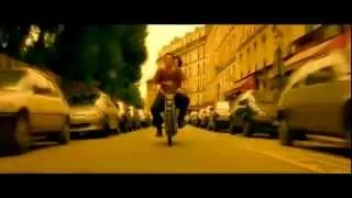 Amélie (motorcycle scene)