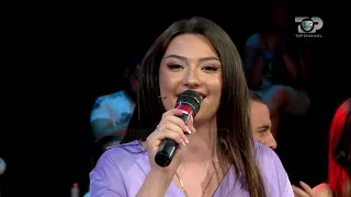 Klodiana Vata këndon “Si dukat i vogël je” - Top Arena