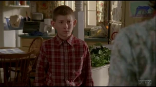 Malcolm In The Middle - Dewey is seeing another mom