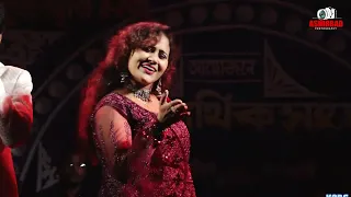 Is Pyar Se Meri Taraf Na Dekho | Kumar Sanu | Live Stage Performance