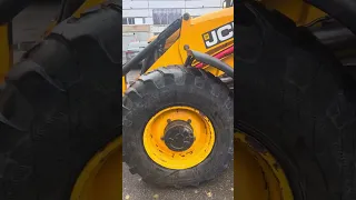 Продаю свой экскаватор-погрузчик JCB 3cx Super.