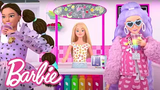 Barbie robi koktajle w galerii i spotyka się z przyjaciółkami | Barbie Stylowa jazda