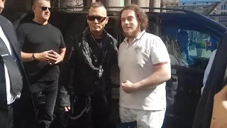 Johnny Depp & fans in Moscow before HOLLYWOOD VAMPIRES live show 28.05.2018