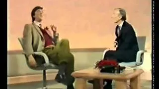 Kenneth Williams Interviews Stephen Fry.mp4