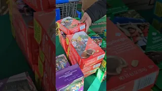 TIME TO BUY GIRL SCOUT COOKIES!!!