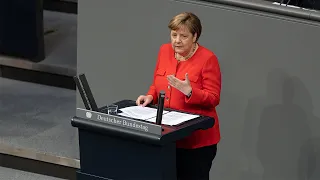 Merkel: Ökonomische Krisen nicht politisch missbrauchen