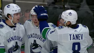 10/24/17 Condensed Game: Canucks @ Wild