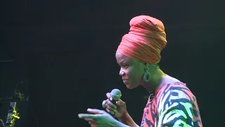 SOLA ALLYSON - IRI LIVE - SOLA ALLYSON'S CLASSICS