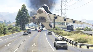 Shuttle's Pilot Forced To Land On Highway Right After Take Off | GTA 5