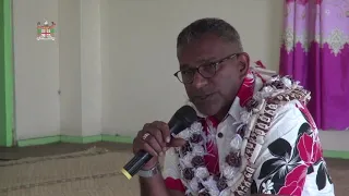 Fijian Minster for Industry & Trade presents cheque to Villagers of Lauwaki.