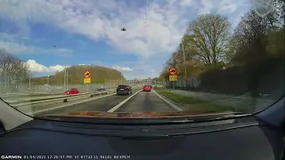 Sweden bad drivers & Driving fails #73 - Dashcam Kia e-Niro 2021-05-01