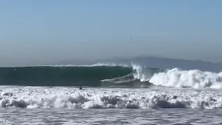 Ventura Beach C ST. 15 Foot Waves Southern California Beautiful 80° in the winter. Surfers Surfing!