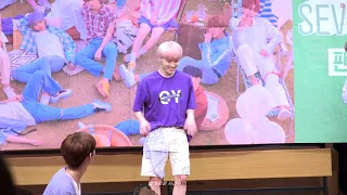 180803 당산 팬사인회 "2배속 댄스 후, 디노를 못 믿은 형들이 잘못했네!" 세븐틴 SEVENTEEN 디노 직캠 DINO FOCUS