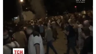 Вірменська поліція затримала понад сотню учасників нічних сутичок в Єревані