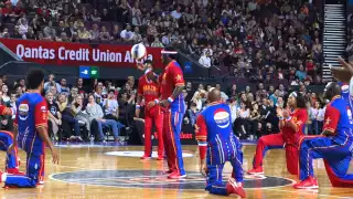 Harlem Globetrotters - The Magic Circle