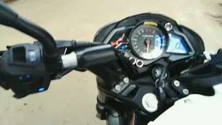 New BAJAJ PULSAR NS200 ABS WHITE LASER EDGE _ walkaround