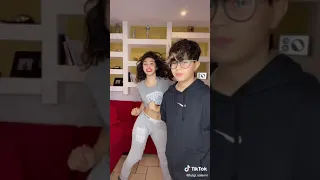 Giulia Salemi e suo fratello twerkano in un suo Tiktok🌞🤣