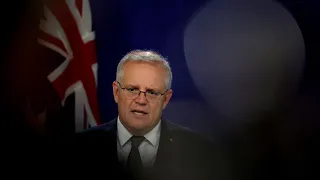 Prime Minister urges Australians in Ukraine to leave the country