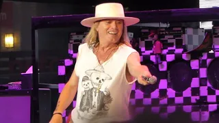 "Flame" "I Want You to Want Me" "Dream Police" "Surrender" - Cheap Trick at Petco Park 9/23/2018