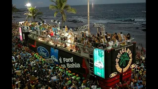 Chiclete Com Banana - Carnaval De Salvador 2007 - Bloco Nana Banana