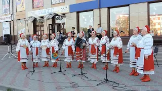 «Весёлые девчата» выступили с творческим отчетом