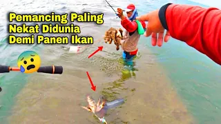 JANGAN DITIRU..!! Nekat Melawan Ombak Besar Demi Panen Ikan Di Spot Mancing Paling Ekstrime