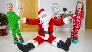 Gaby and Alex - Santa song - Christmas Kids Songs - (Official Video)