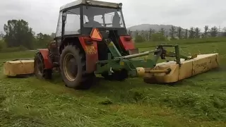 1 seč 2013 - Zetor 7045 s diskovkami Krone