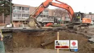 Sinkhole Closes Road | CBC