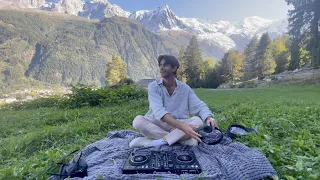 Groovy deephouse mix in Chamonix Mont-Blanc