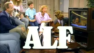 Classic TV Theme: Alf (Stereo)