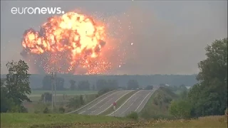 В Виннице горит склад с боеприпасами.Власти эвакуируют население.