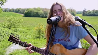 Anouska Assisi - The Chain  (Fleetwood Mac Cover), Garden Sessions