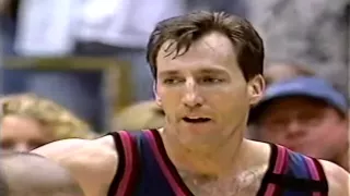 Shaquille O'Neal Dunks on Chris Dudley! Hilarious!