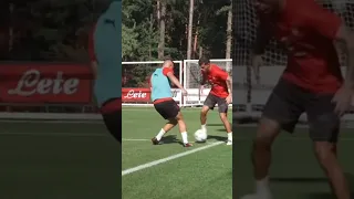 Christian Pulisic showcases Dribbling in first AC Milan training.
