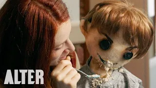 Cortometraje de terror "The Dollmaker" (El fabricante de muñecas) | ALTERAR