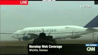 Boeing 747 Dreamlifter takes off from tiny Jabara airfield | November 21th, 2013