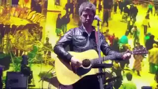 Noel Gallagher’s High Flying Birds - Fade Away (at T in the Park 2015)