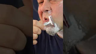 ASMR Scratchy Crunchy Intense Safety Razor Shaving