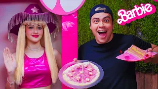 PROVEI TODAS AS COMIDAS ROSAS COM A GI BARBIE