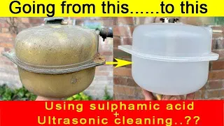 Mercedes R107 - expansion tank. Why they go yellow and how to clean them.
