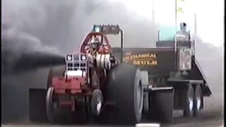 2000 I.T.P.A./Outlaw Truck & Tractor Pulling Assn.: Cambridge, Illinois 6,000 Super Stock tractors