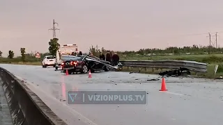 Parakalim i gabuar në Lushnjë, shoferi i “Audit” humb kontrollin, përplaset me barrierat